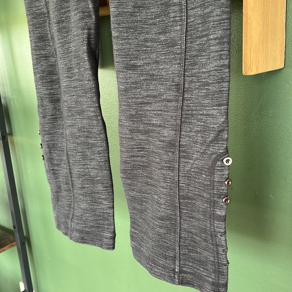 Lululemon Leggings Size 6 - Picture 2 of 10